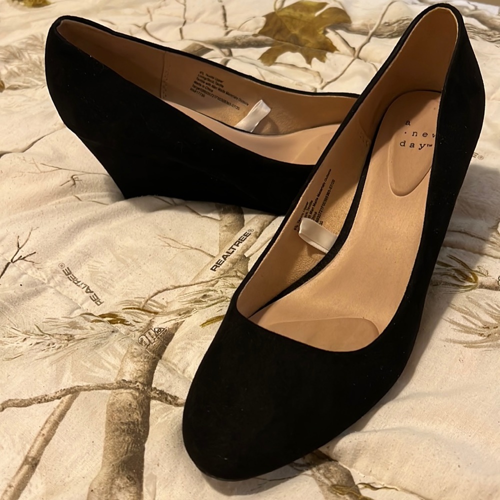 A new day - black wedge heels - size 9 1/2